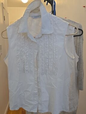 Campaigne White Sleeveless Ruffle-Front Button Blouse